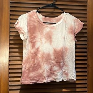 Brandy Melville Pink Tie Dye cropped shirt
